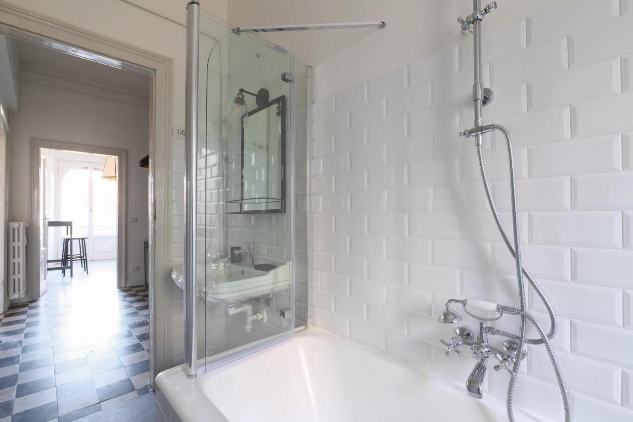 Adelaide Elegant Apartments ミラノ エクステリア 写真